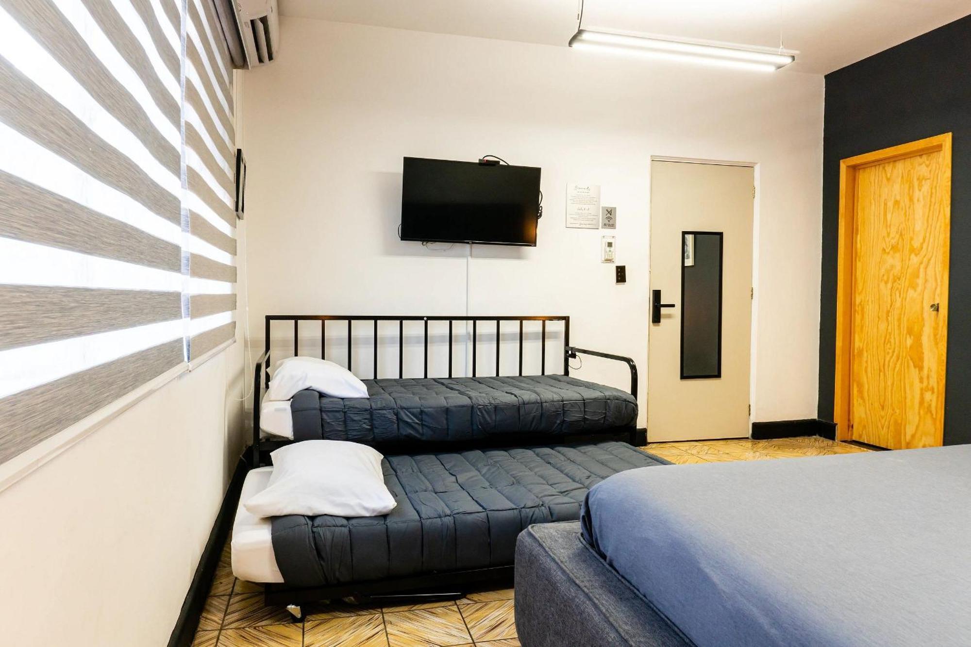 Habitaciones Privadas Con Bano Propio En Una Zona Segura Y Centrica De Guadalajara. Extérieur photo